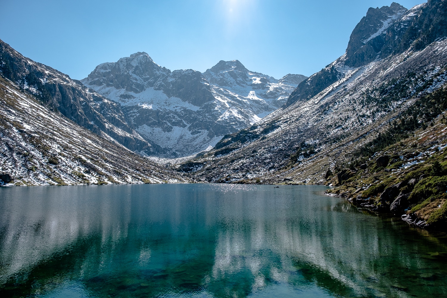 Le lac d'Estom dans les Hautes Pyrénées près de Cuaterets