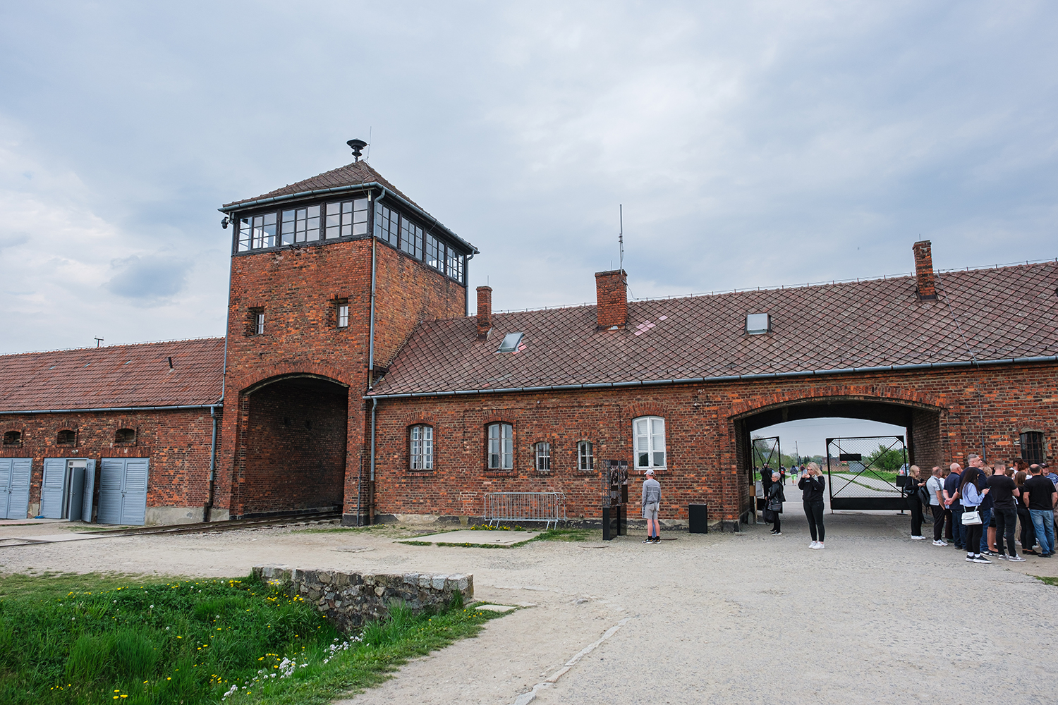 Entrée du musée d'Auschwitz II Birkenau