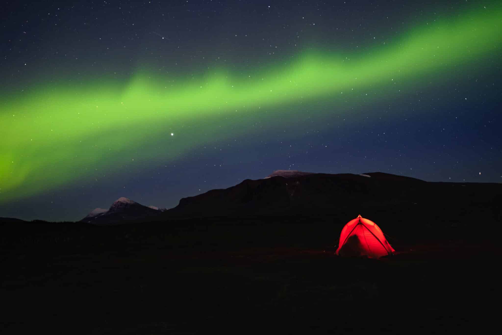 Où voir les aurores boréales durant un Voyage sur Mesure en Suède ?