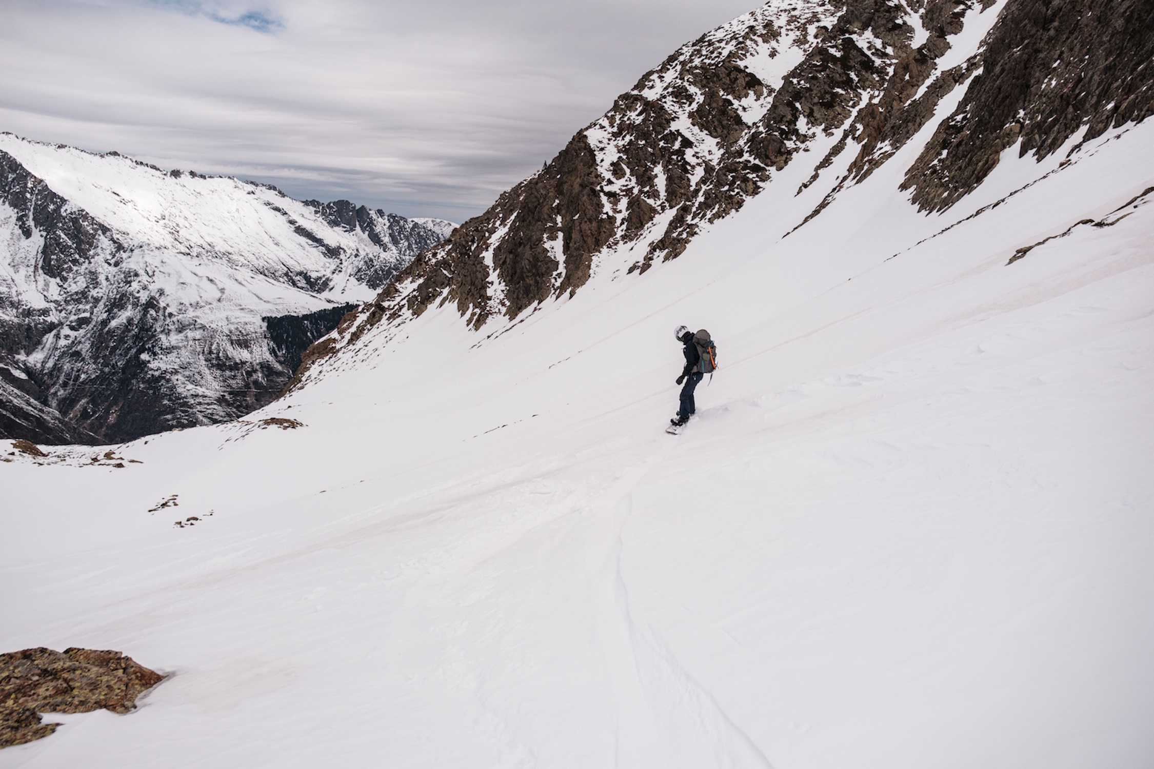 Le splitboard : snowboard de randonnée article de blog pour choisir la bonne planche